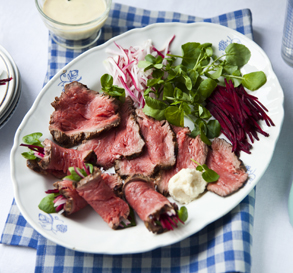 Seared beef rolls with lemon aioli